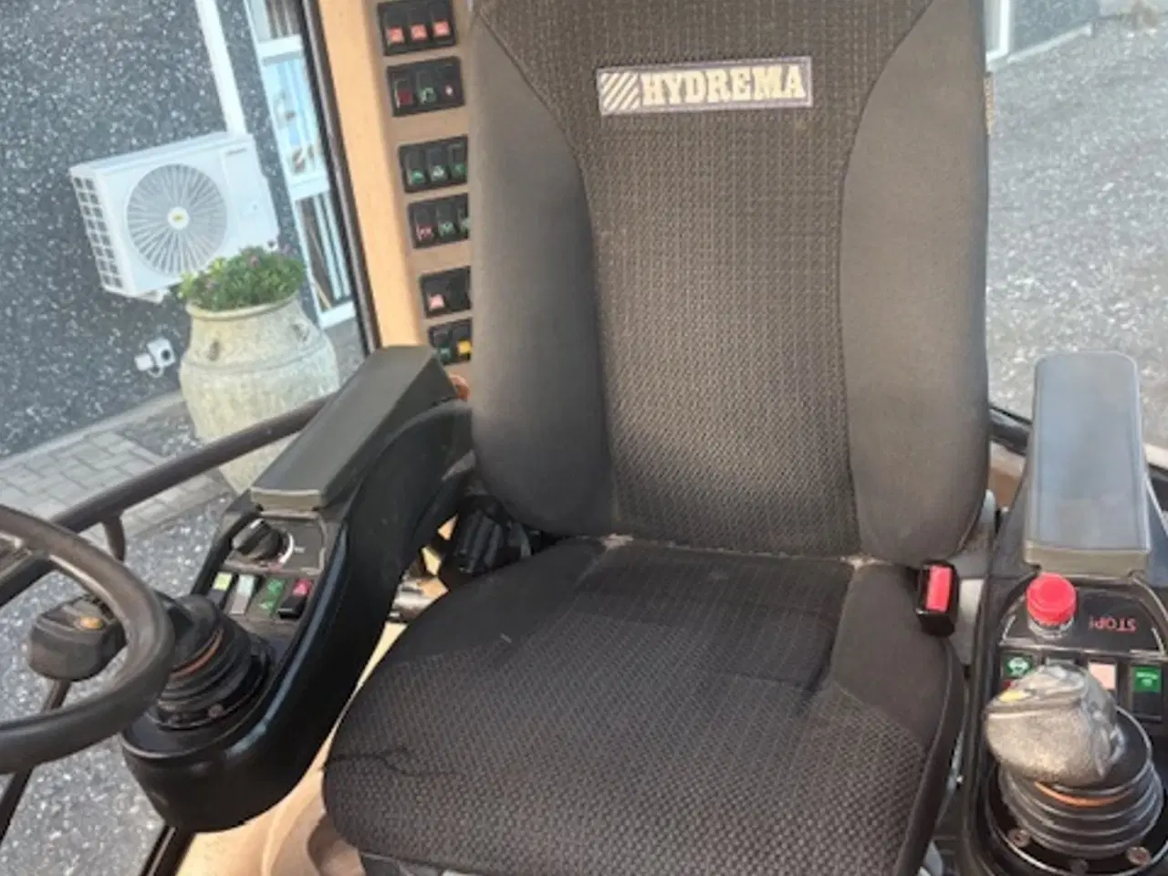 Billede 17 - Hydrema 906D ESD, CENTRALSMØRING, ESD, HYDRAULISK SKIFT FOR OG BAG.