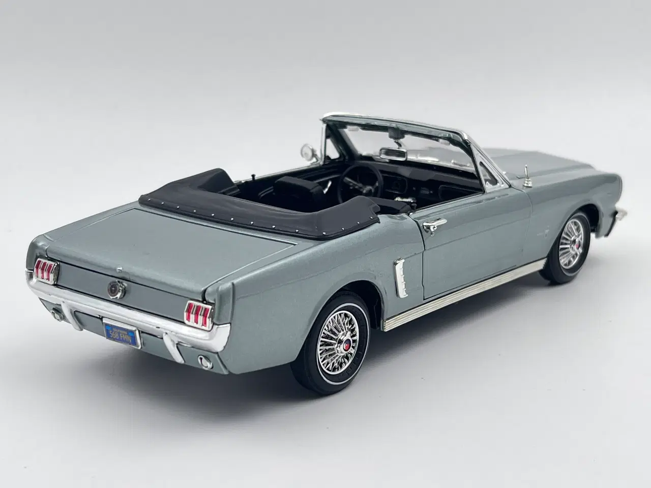 Billede 4 - 1964 Ford Mustang Convertible 1:18  1964½ model