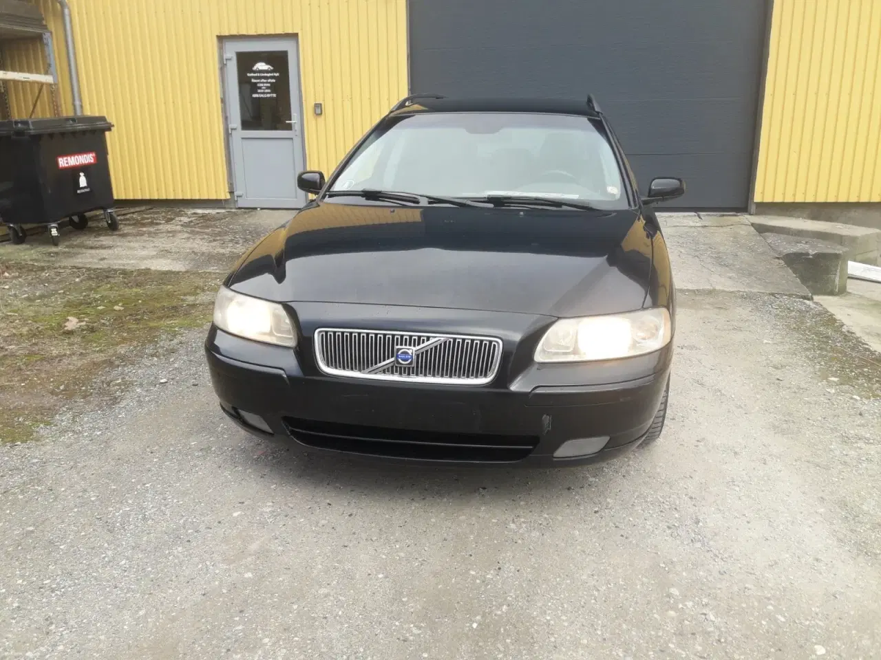 Billede 1 - Volvo V70 2,4 D5 Momentum aut.