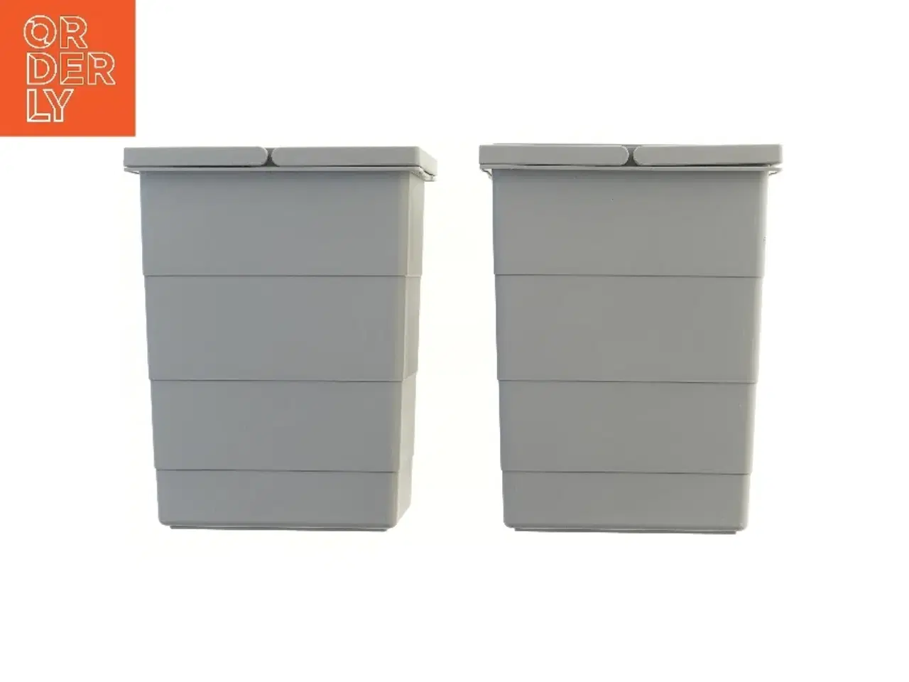 Billede 3 - Grå plastik beholdere fra Hafele (str. 30x22x15 cm)