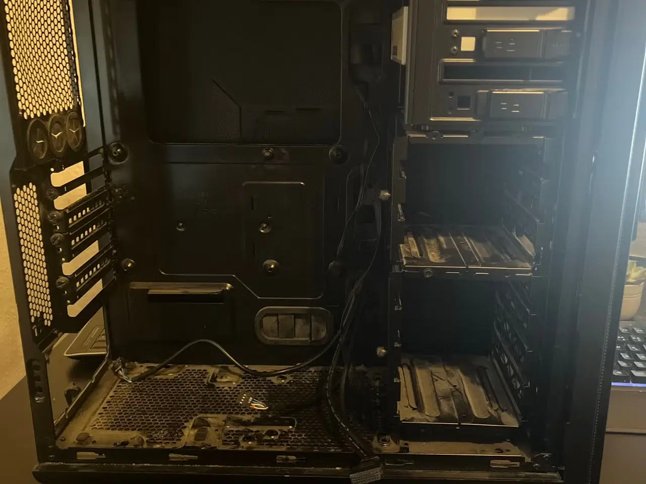 Billede 4 - BeQuiet! SILENT BASE 600 kabinet