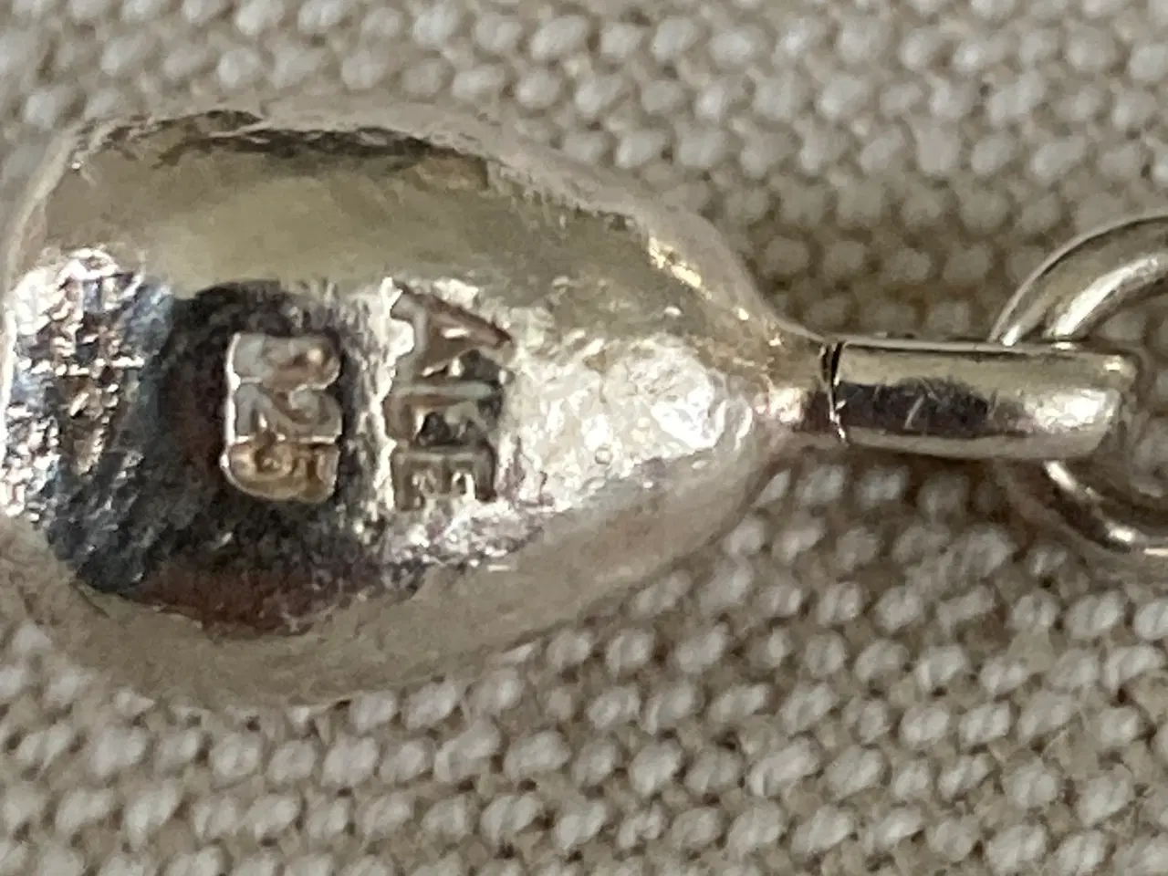 Billede 3 - Pandora perlekæde med sølvklumper