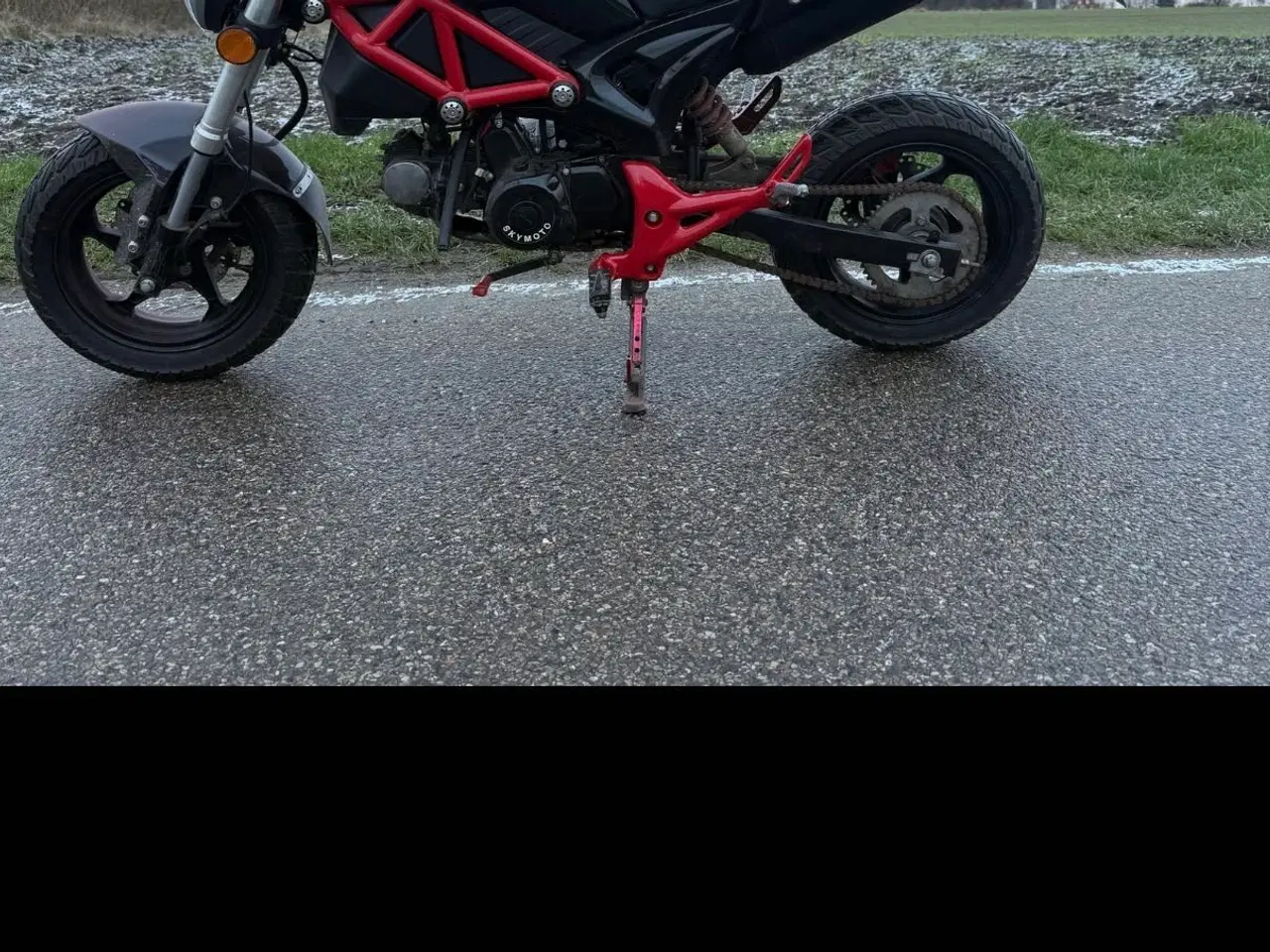 Billede 2 - Skymoto knallert 30 BYD