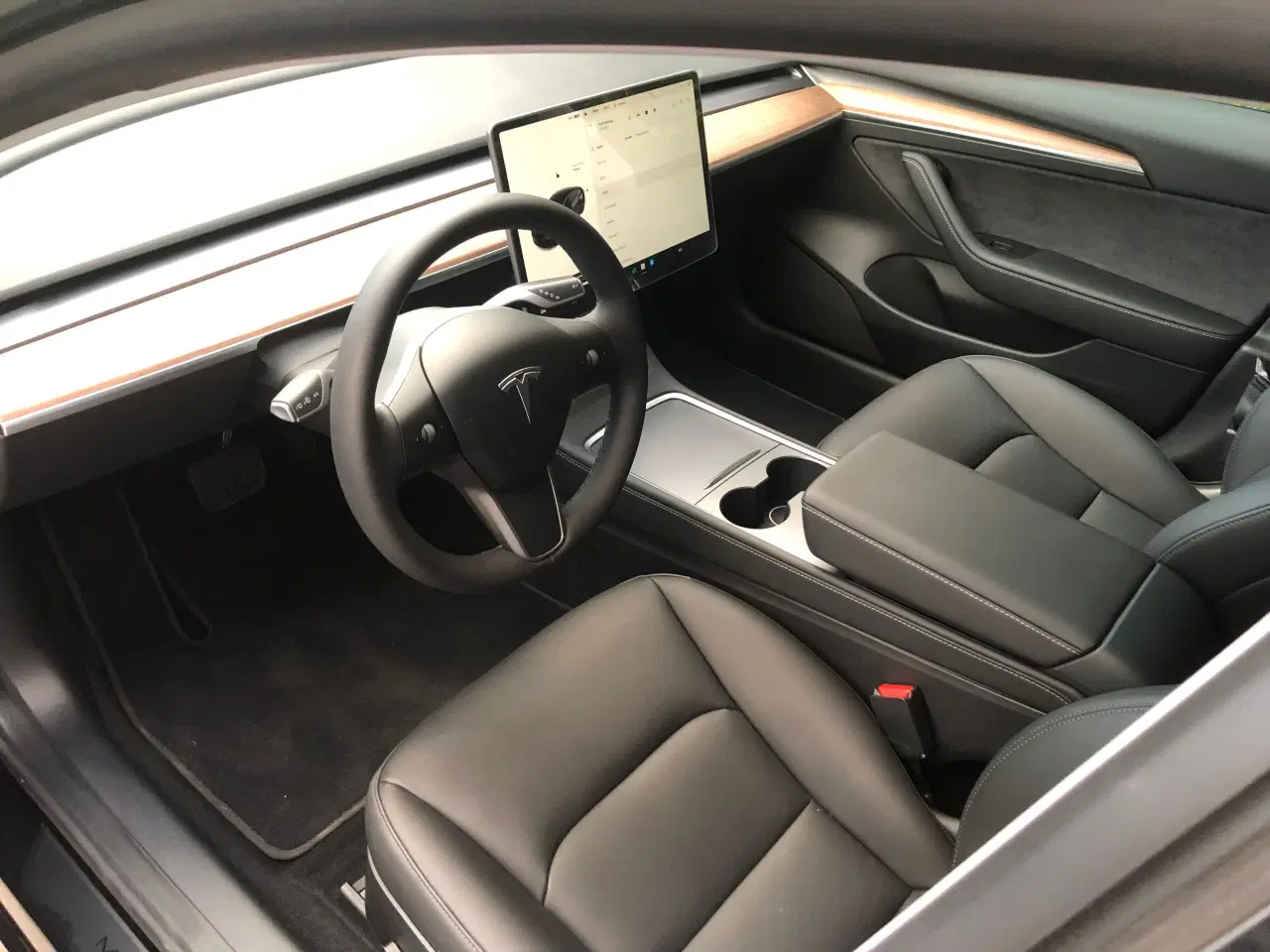 Billede 7 - Tesla Model 3 60kwh AMD Ryzen Trailer Hitch