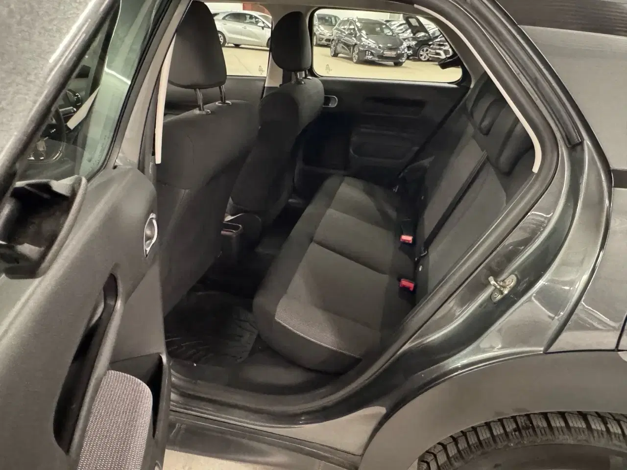 Billede 11 - Citroën C4 Cactus 1,6 Blue HDi Funky start/stop 100HK 5d