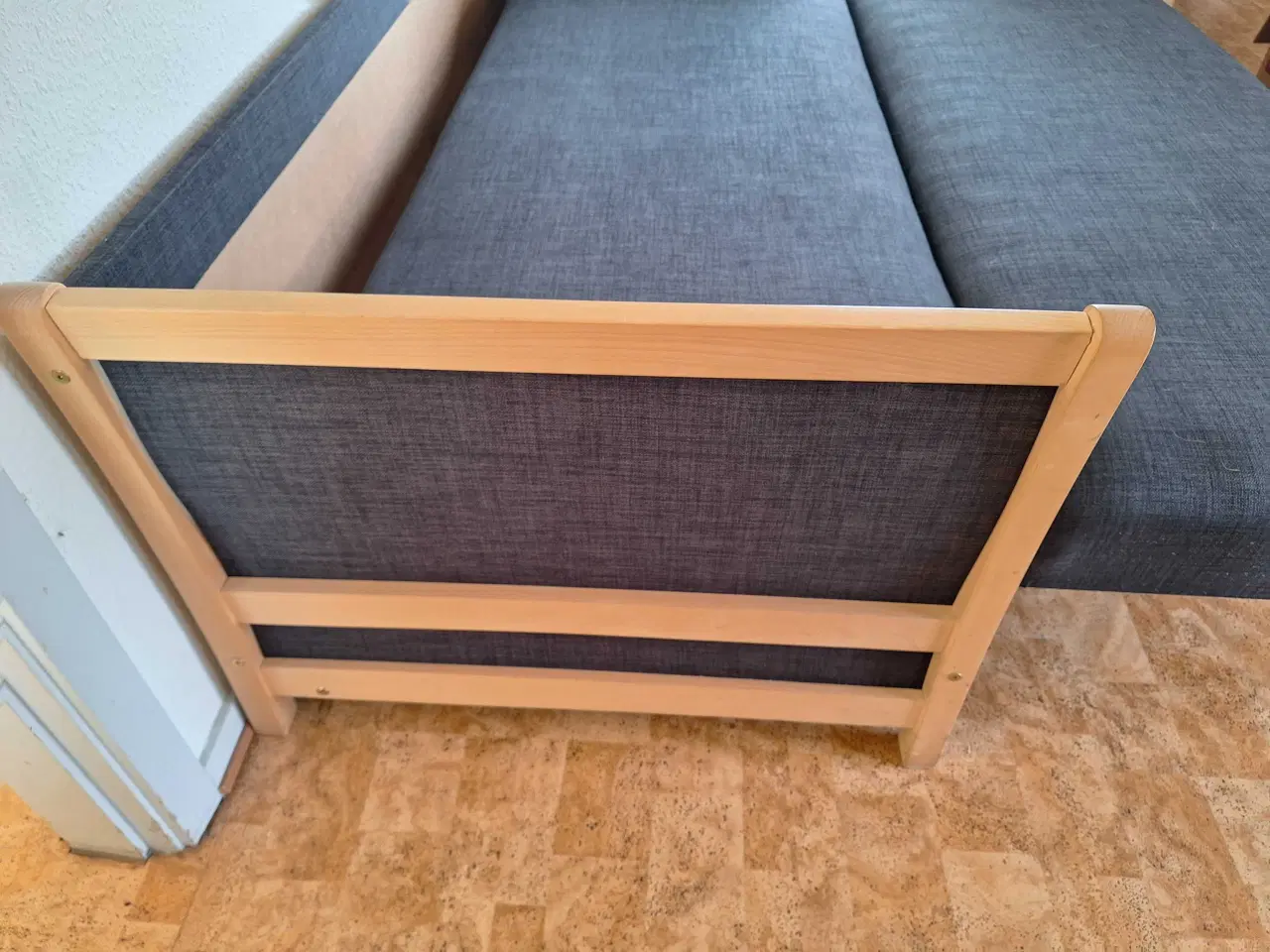 Billede 3 - Velholdt sove sofa