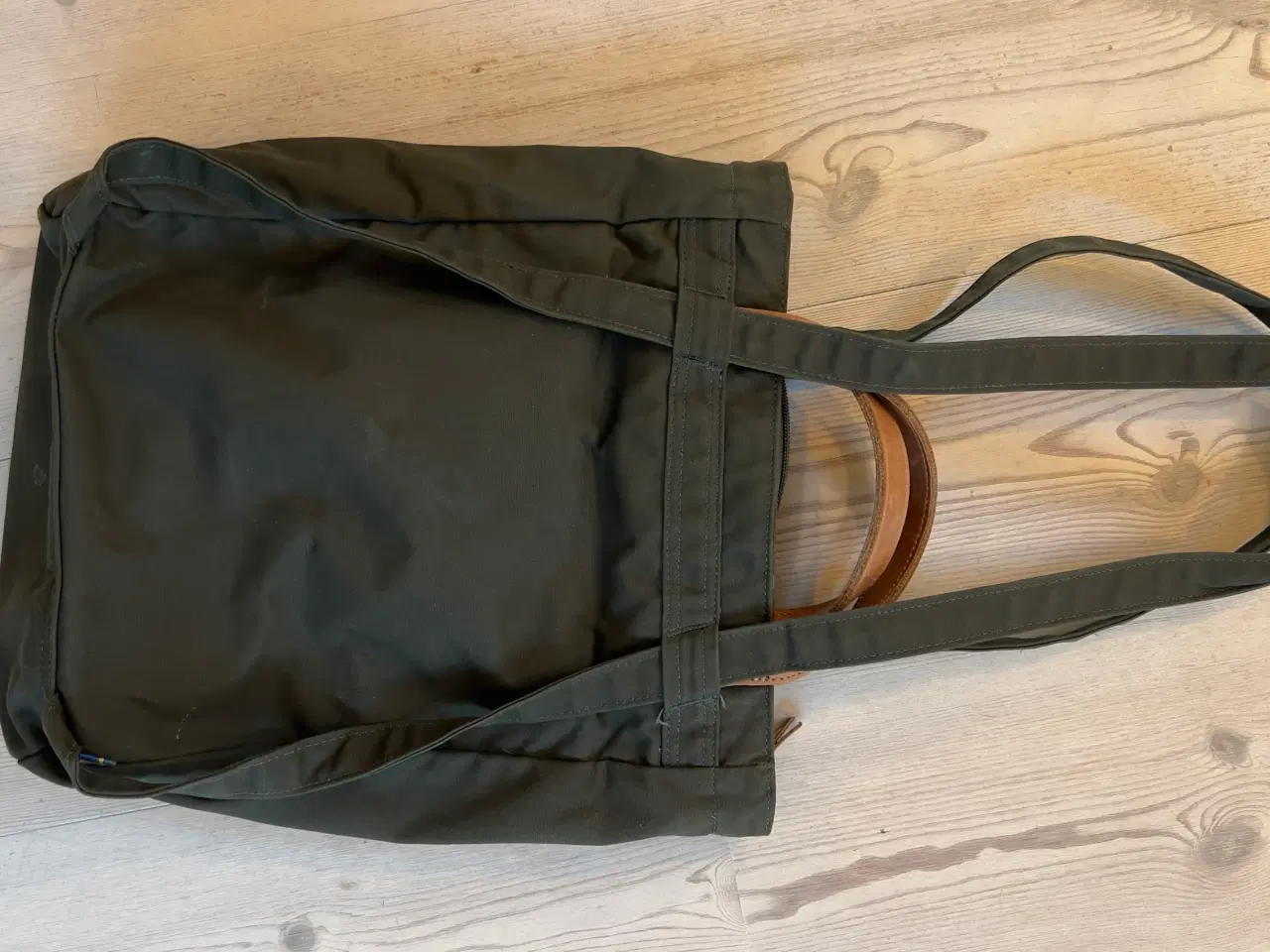 Billede 2 - Fjällräven Totepack No.1 i flot klassisk grøn