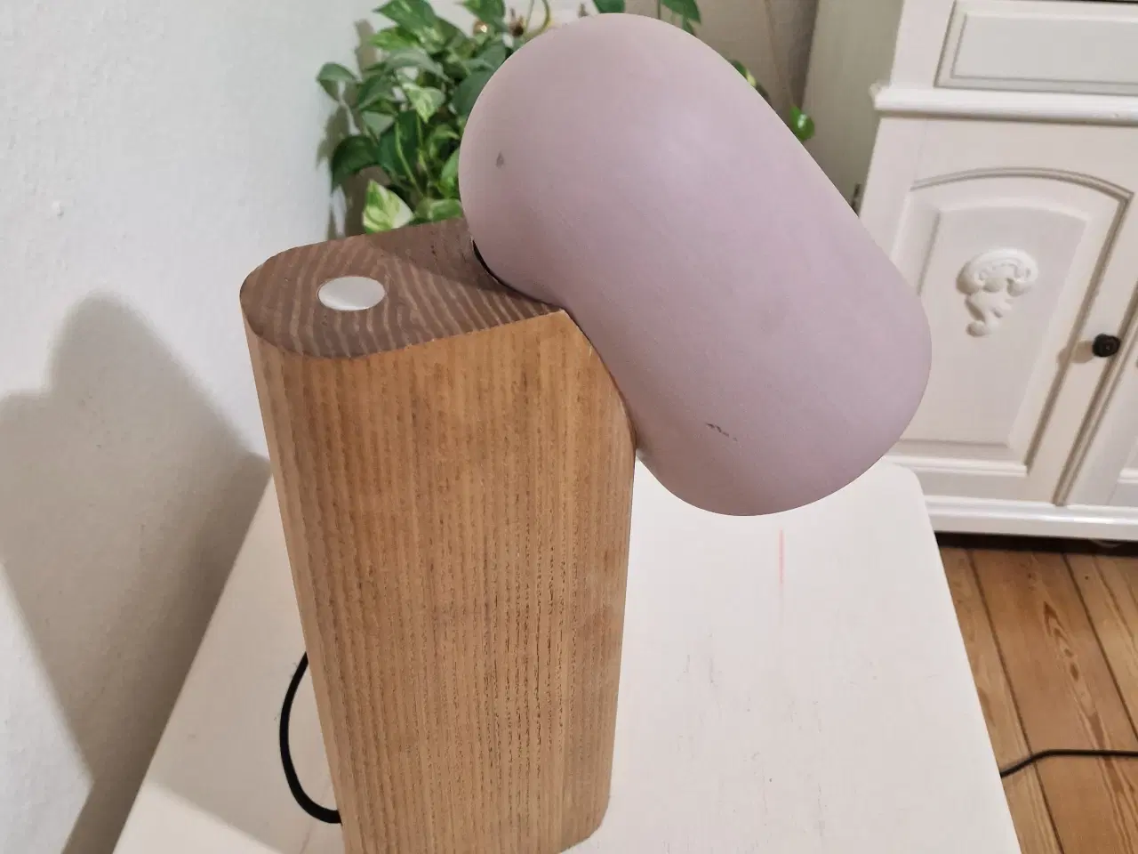 Billede 6 - Sned bordlampe fra BoConcept.