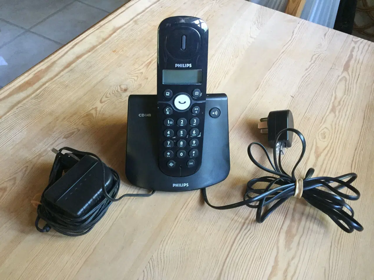 Billede 1 - Bordtelefon Philips m.fl - 4 stk + 