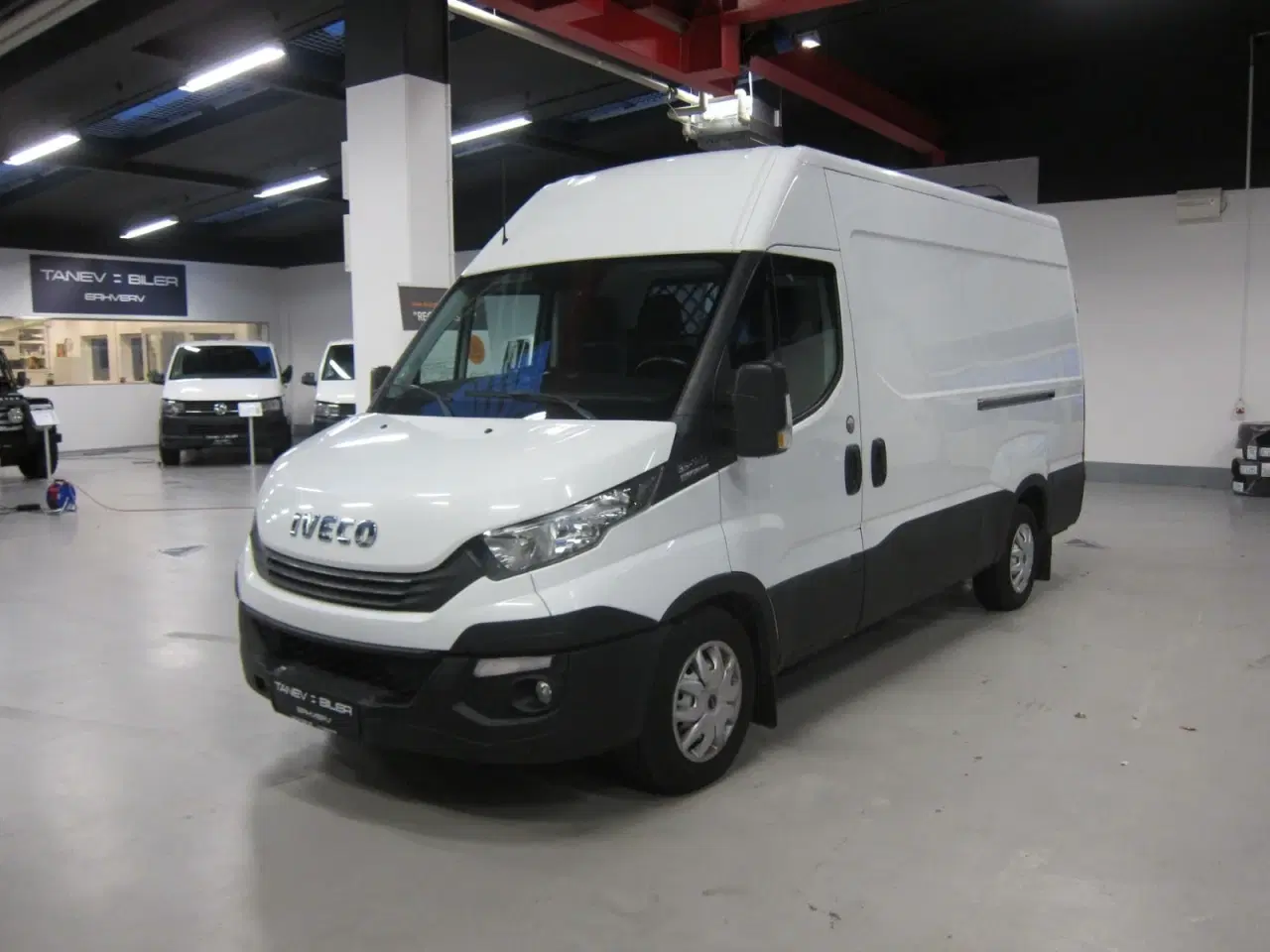 Billede 2 - Iveco Daily 3,0 35S18 12m³ Van AG8