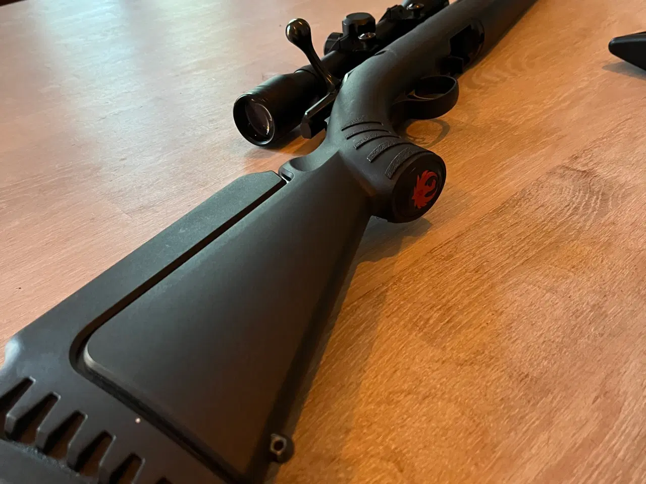 Billede 2 - Ruger cal22. Salonriffel med lyddæmper 