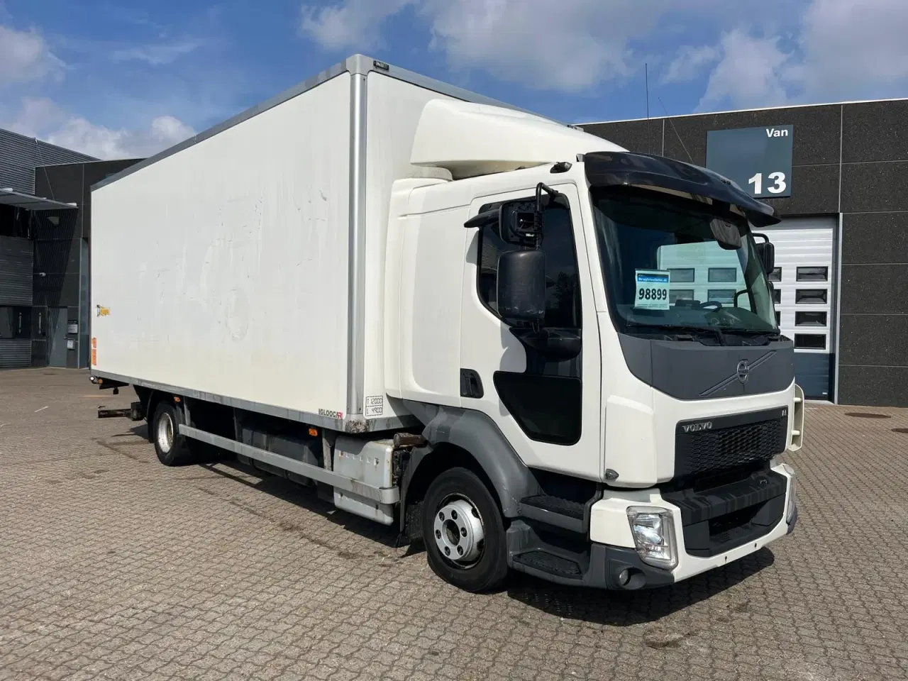 Billede 3 - Volvo FL210, Lukket kasse