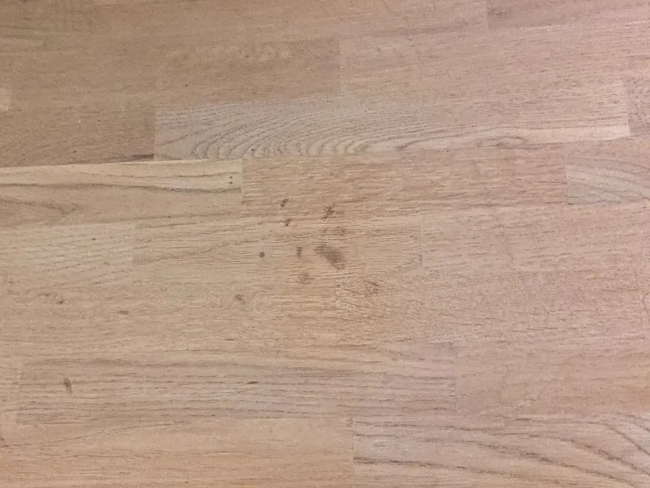 Billede 2 - TV bord i massiv eg