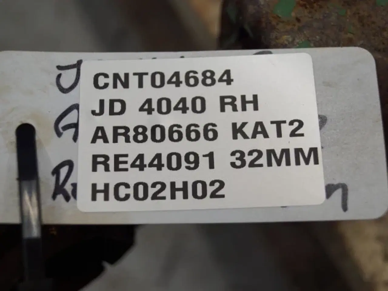 Billede 2 - John Deere 4040 R.H. Liftarm AR80666