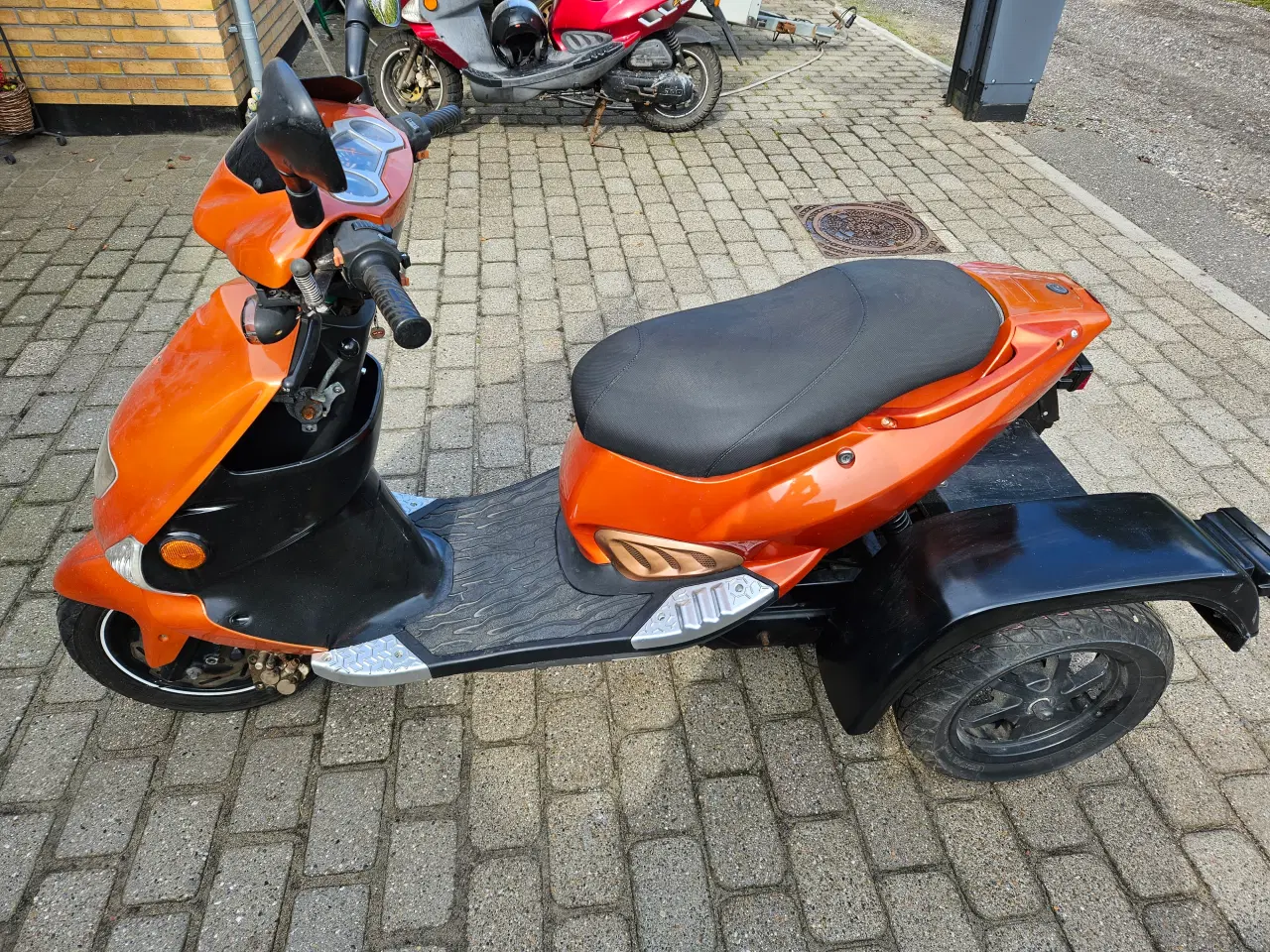 Billede 4 - 3 hjulet scooter bud modtages