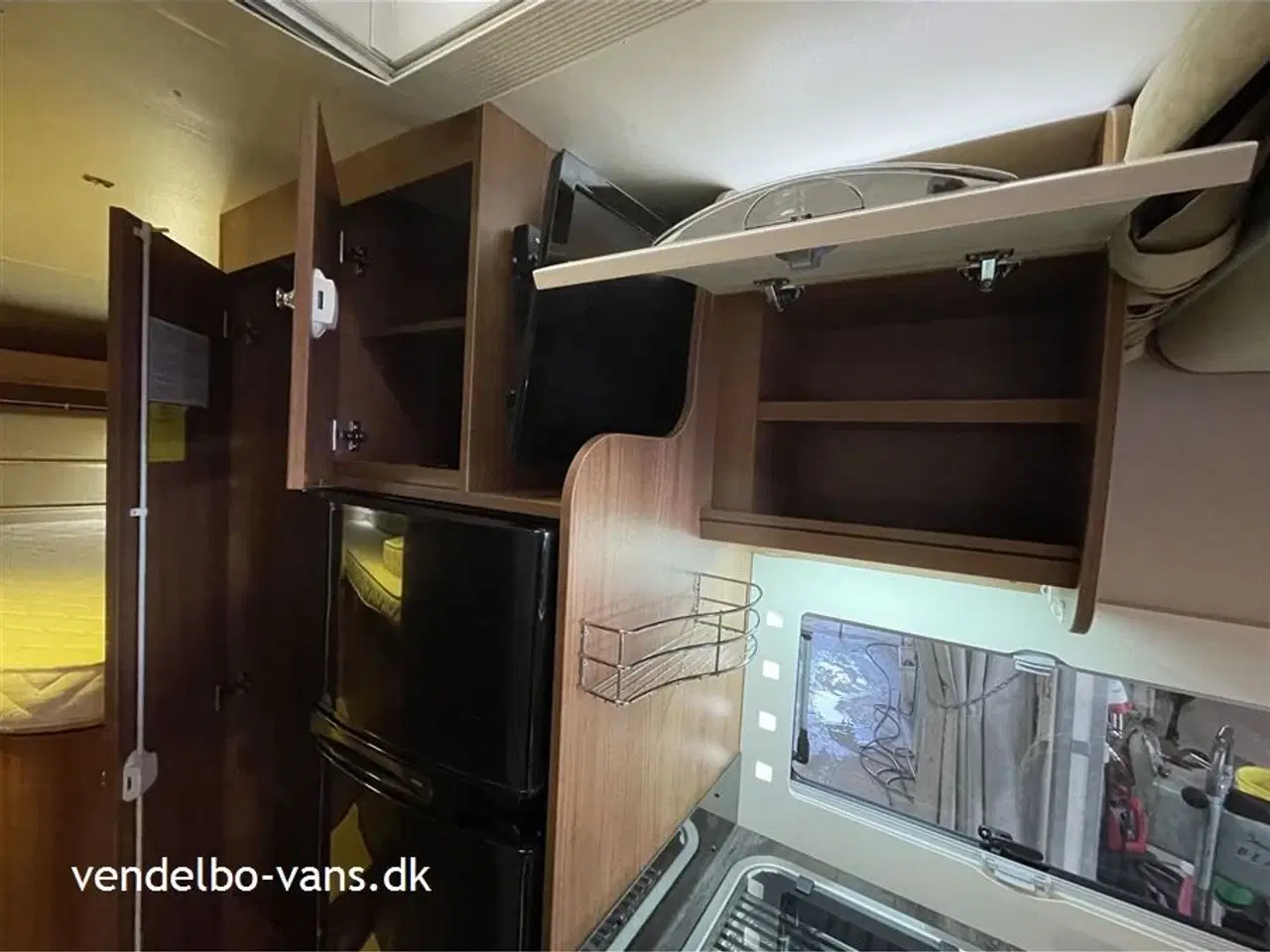 Billede 8 - 2014 - Chausson Welcome 717   Enkeltsenge og stor garage