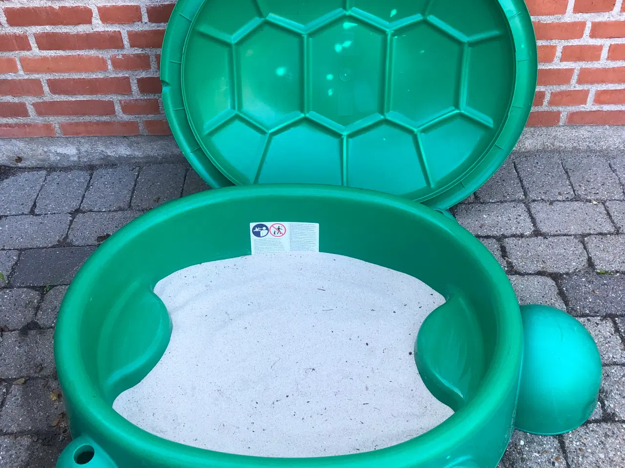 Billede 1 - Lille sandkasse med låg
