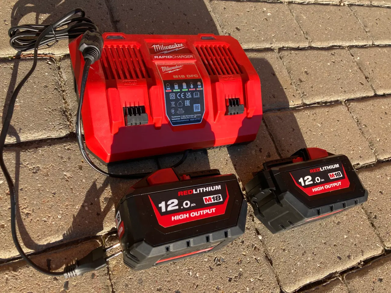 Billede 8 - Batteridrevet Plæneklipper Milwaukee M18