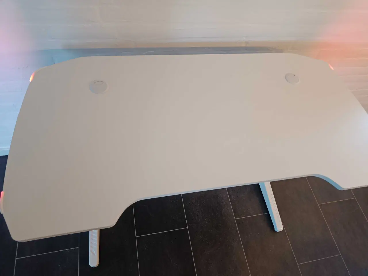 Billede 2 - Gamer bord med ledlys 