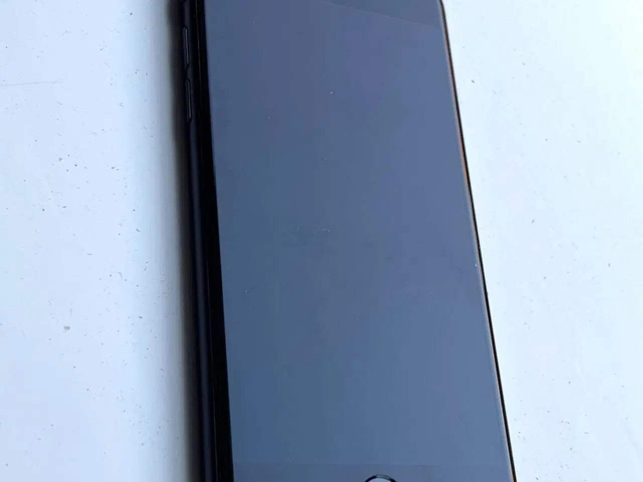 Billede 2 - iPhone 8 i god stand