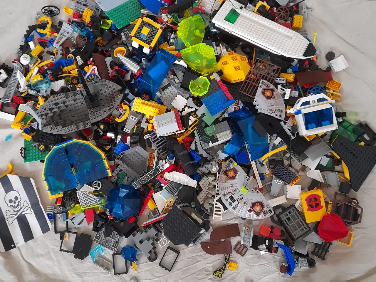 Billede 1 - Stor pose med lego assorterede