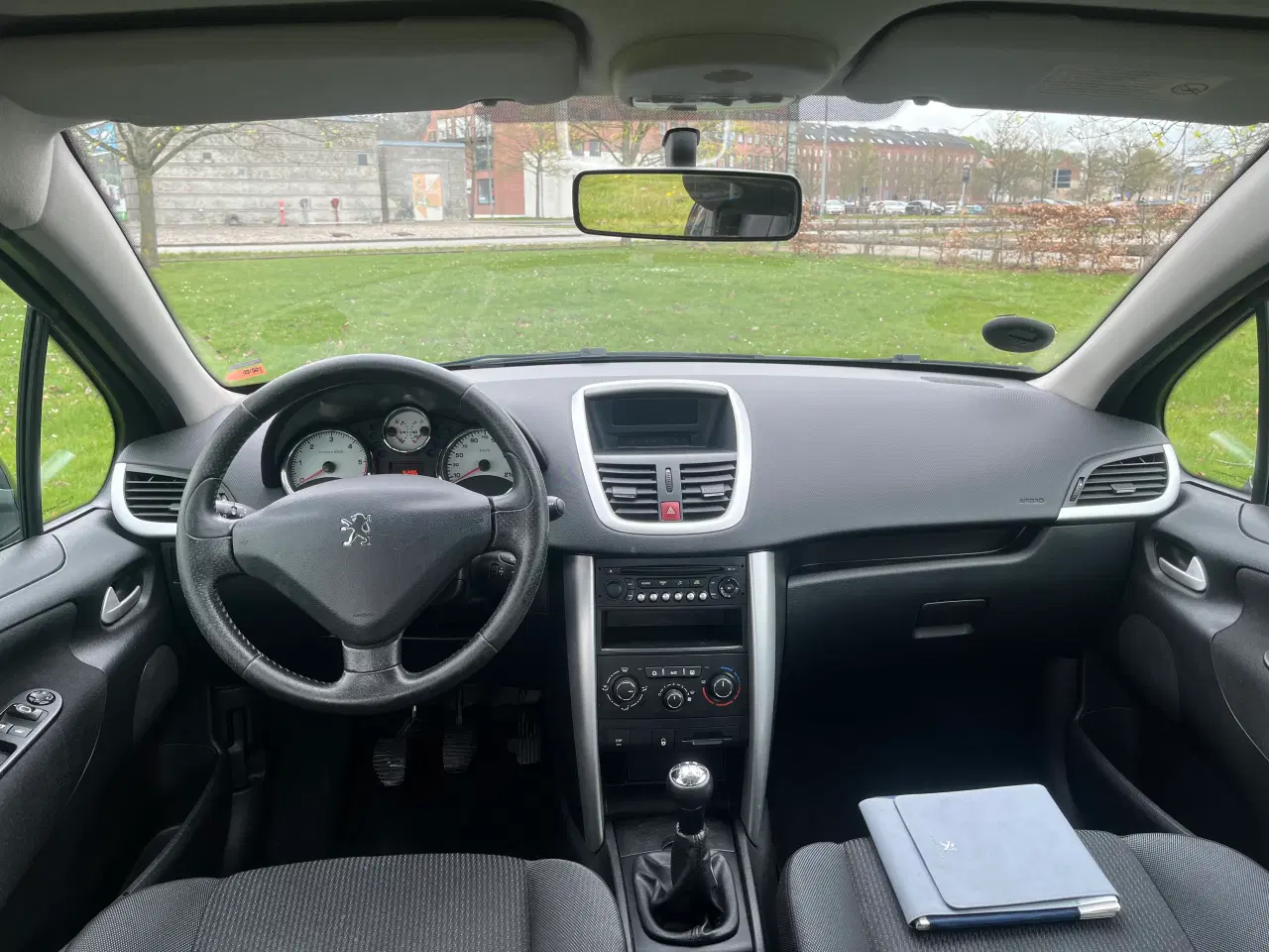 Billede 6 - Nysynet Peugeot 207 1.6 Hdi med 92 HK 2011
