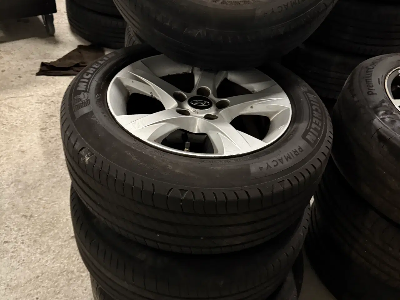 Billede 7 - Diverse dæk med fælg