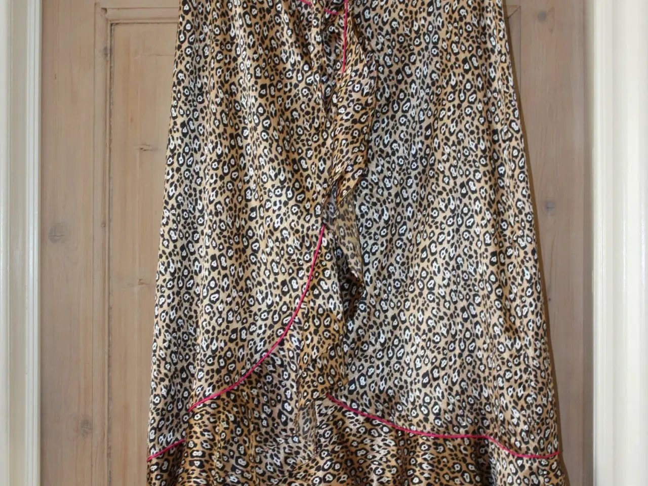 Billede 4 - Beck Söndergaard slå-om One size nederdel leopard