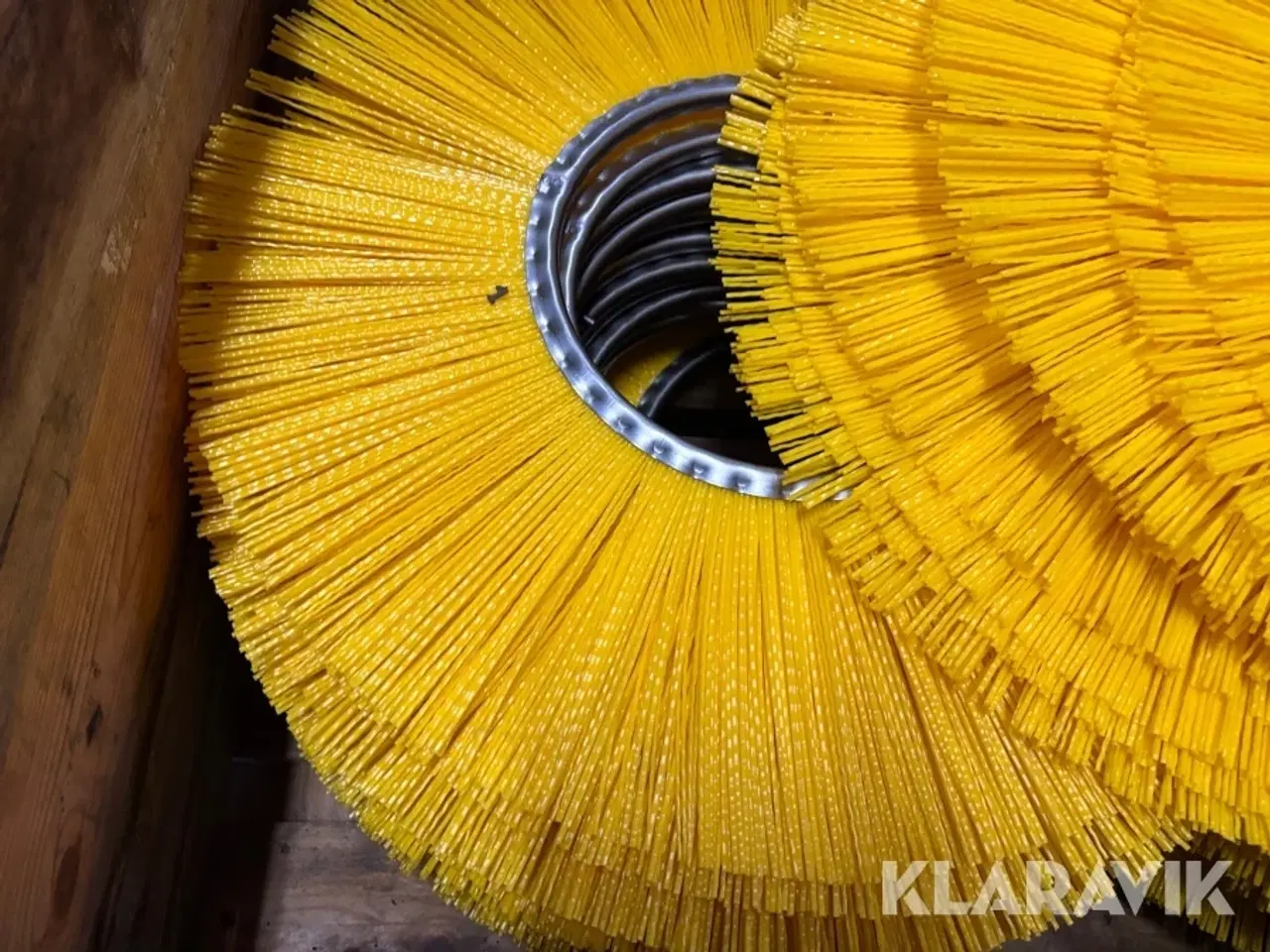 Billede 5 - Børster til - 25,5 cm i hul-diameter - cirka 40 styks