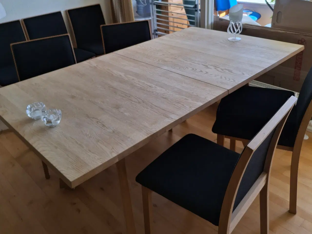 Billede 8 - Skovby spisebord med 8 stole