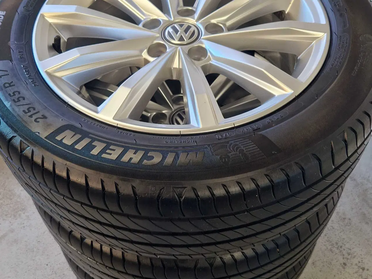 Billede 8 - VW "LONDON" ORIGINAL ALUFÆLGE MED NYE SOMMERDÆK 