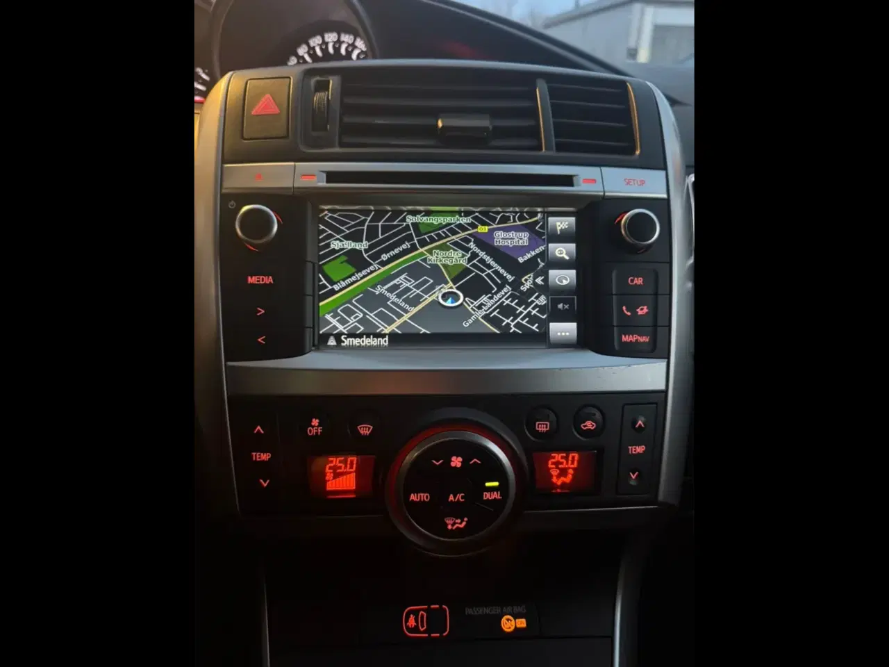 Billede 3 - Fantastisk Toyota med automatgear 