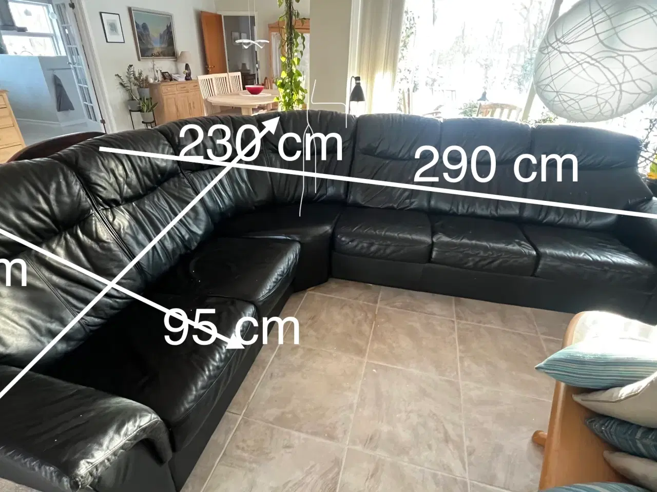 Billede 3 - Flot hjørnesofa i sort læder 