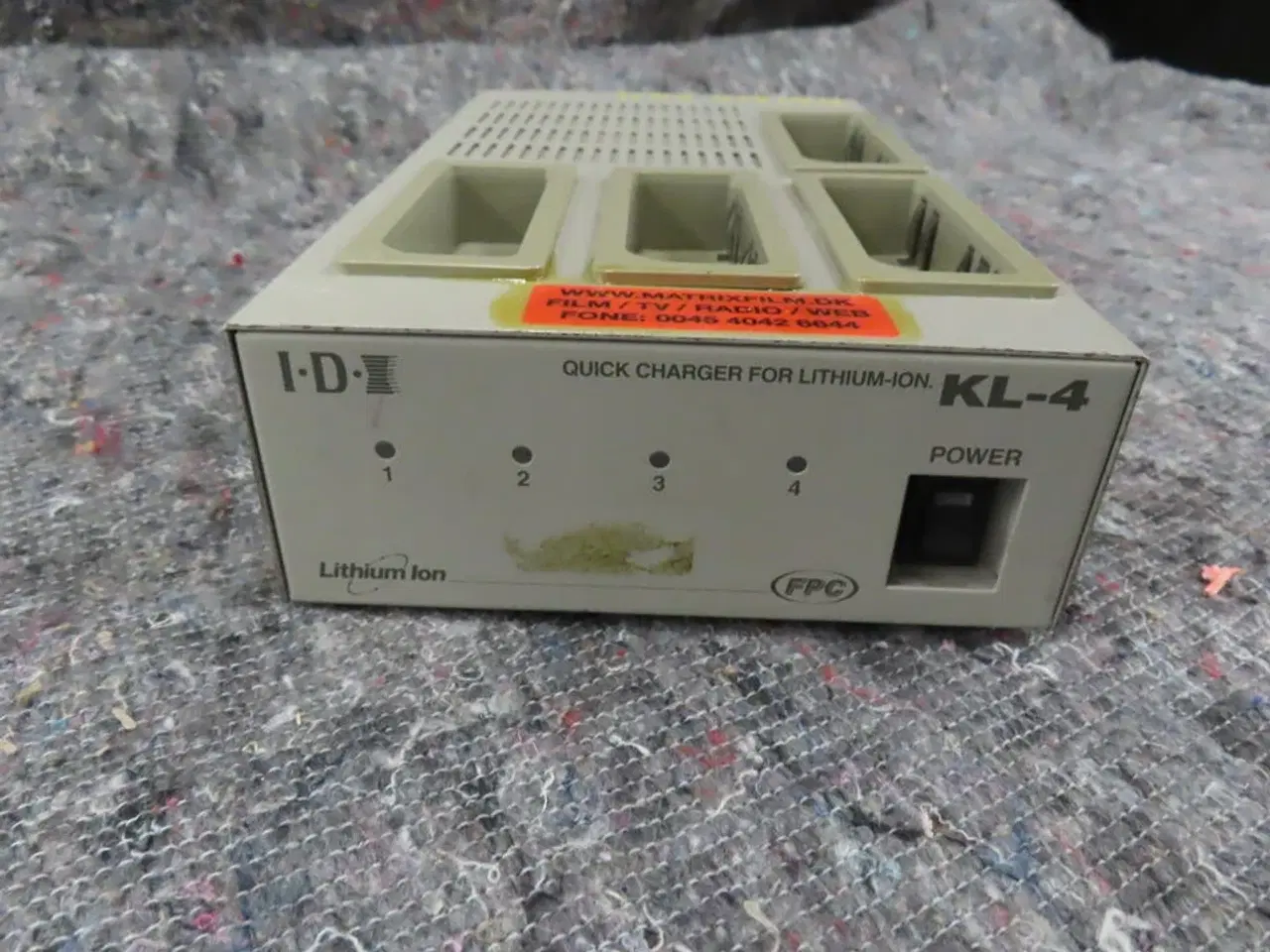 Billede 2 - Oplader I.D.K KL-4 (MOMSFRI)