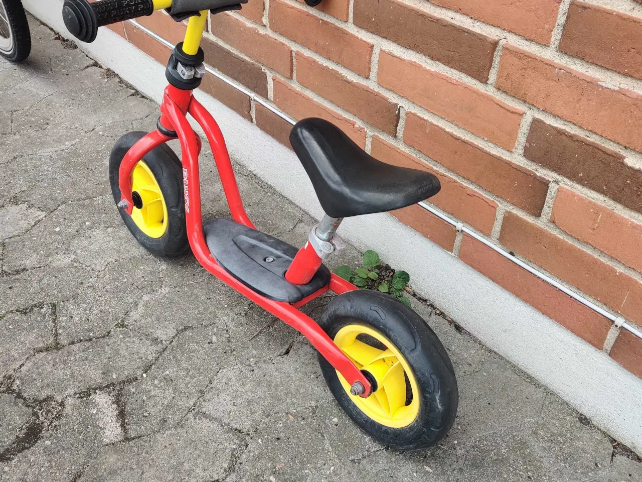 Billede 2 - PUKY LØBECYKEL FRA 2+ ÅR PUNKTERFRI DÆK