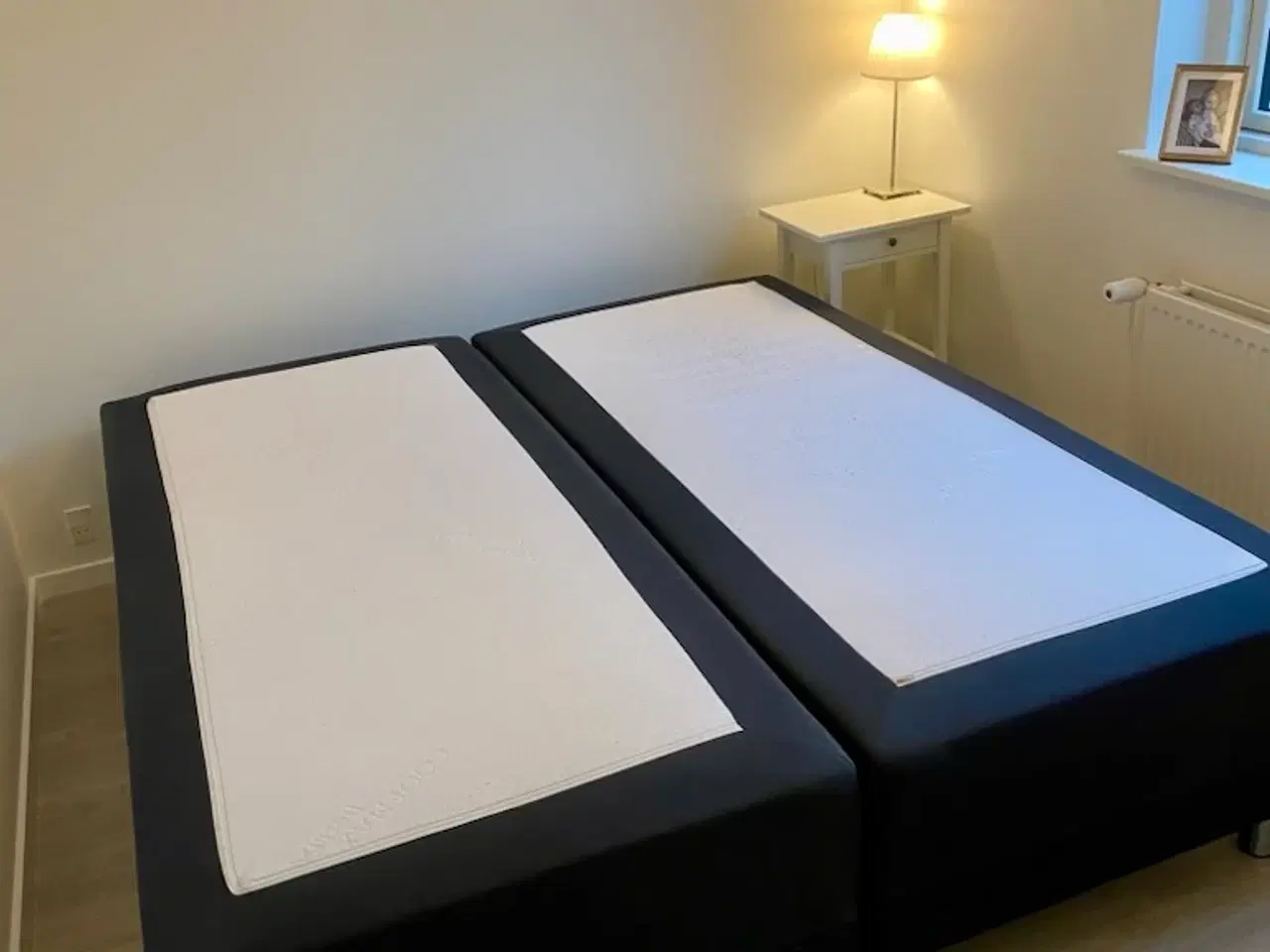 Billede 1 - Elevationssenge med trådløse fjernbetjening.