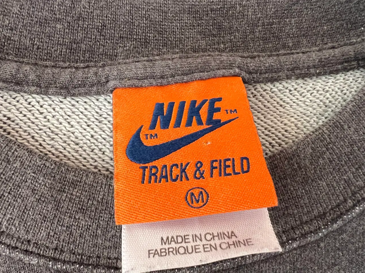 Billede 4 - Nike Gråsort Sweatshirt. (Str. M)