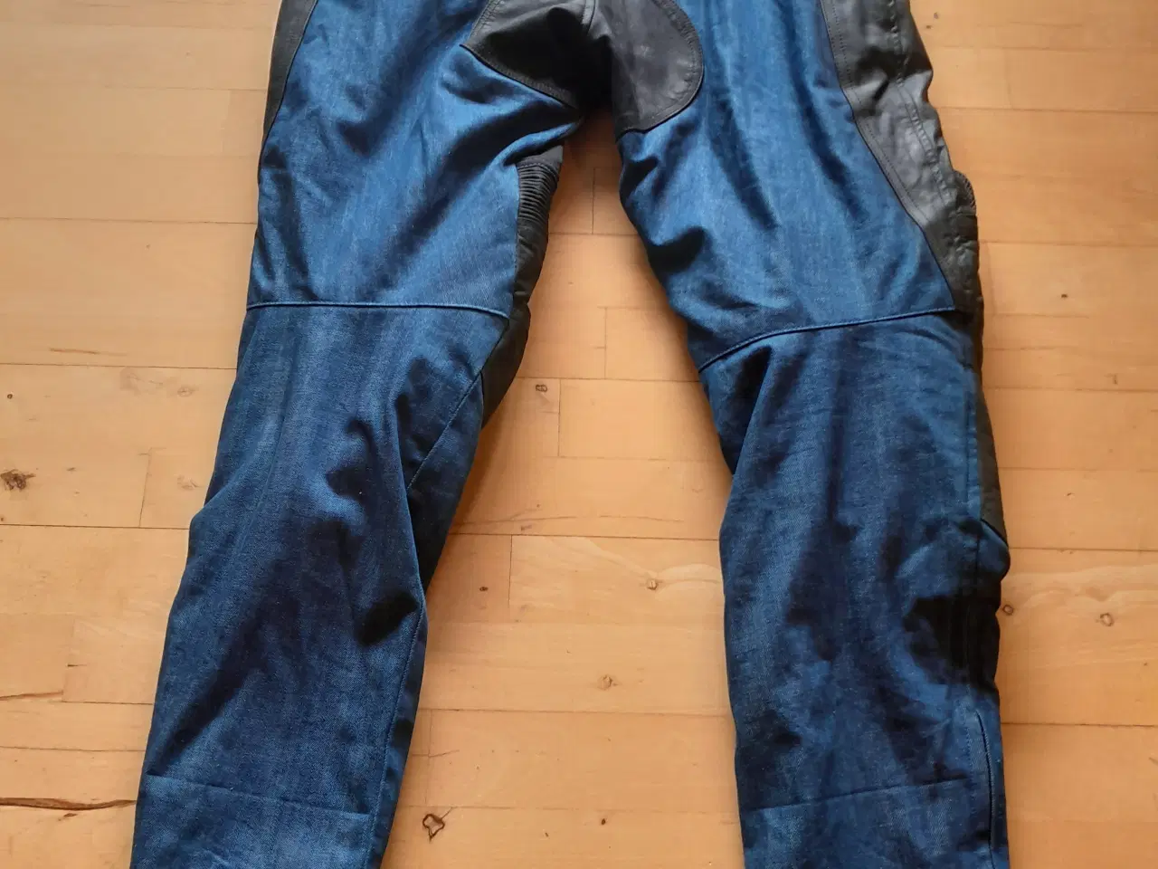 Billede 2 - Bukser, Dame kevlar jeans, str. 34