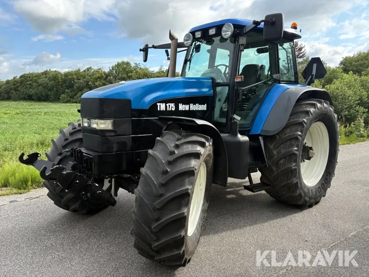 Billede 1 - Traktor New Holland TM 175