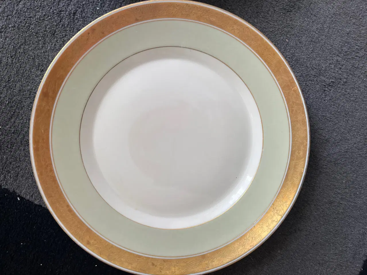 Billede 8 - Royal Copenhagen stel Dagmar med guldkant porcelæn