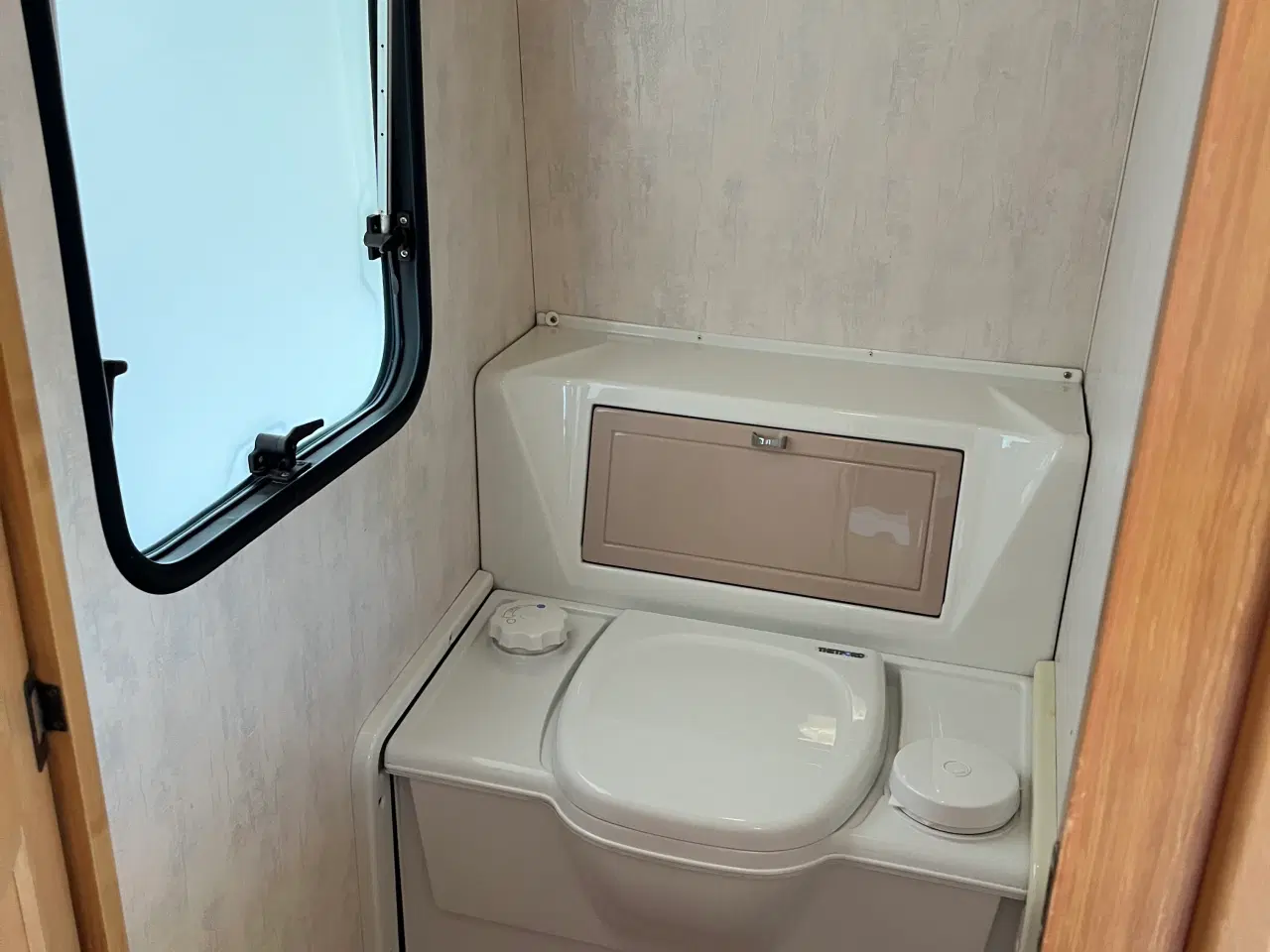 Billede 4 - Pæn campingvogn sælges