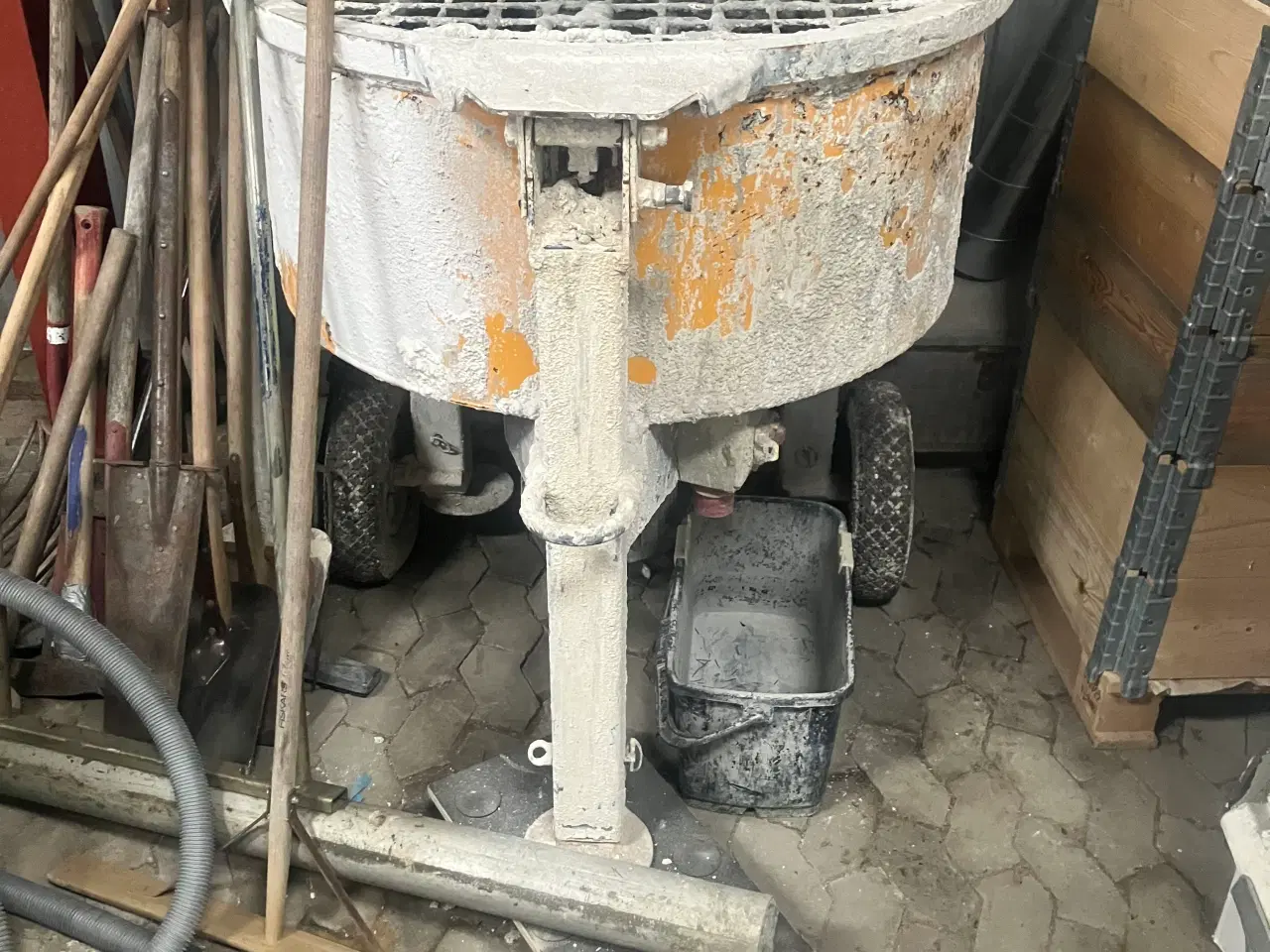 Billede 1 - Tvangsblander 300  liter 