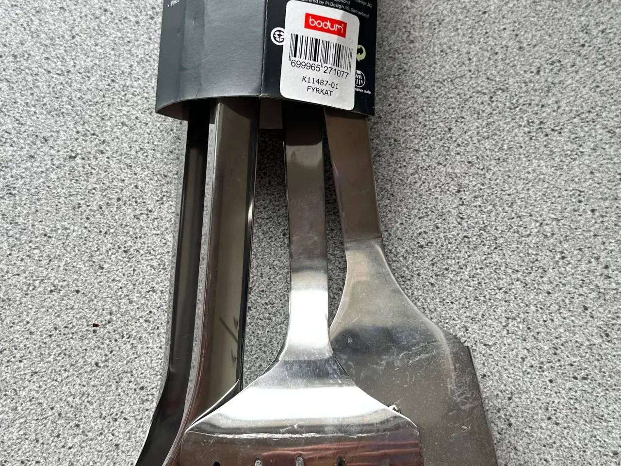 Billede 2 - Grill sæt og handske 
