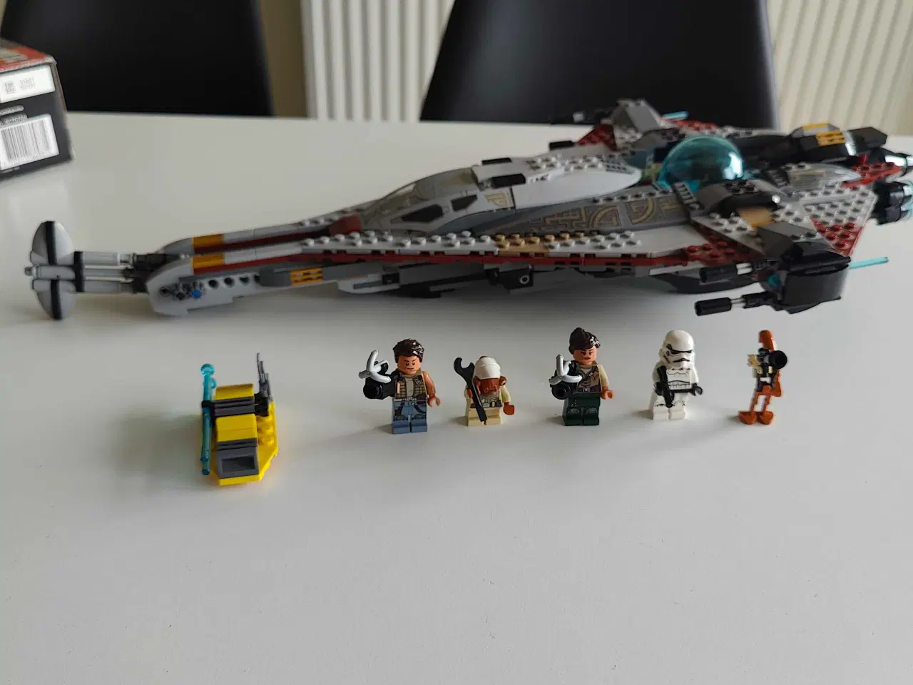 Billede 6 - Lego Star Wars sæt 75186: The Arrowhead