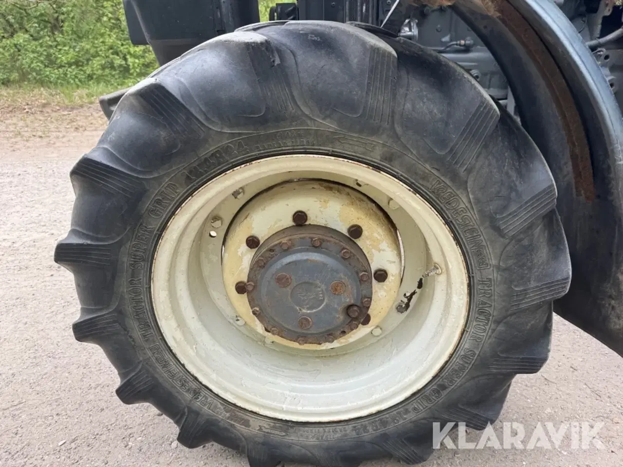 Billede 10 - Traktor New Holland Ford 5640