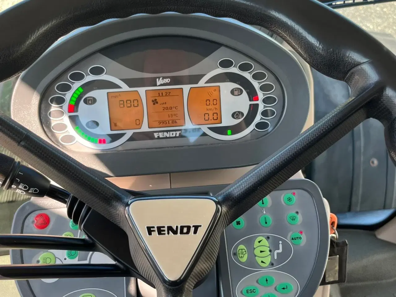 Billede 13 - Fendt 826 Vario Pæn godt udstyret traktor.