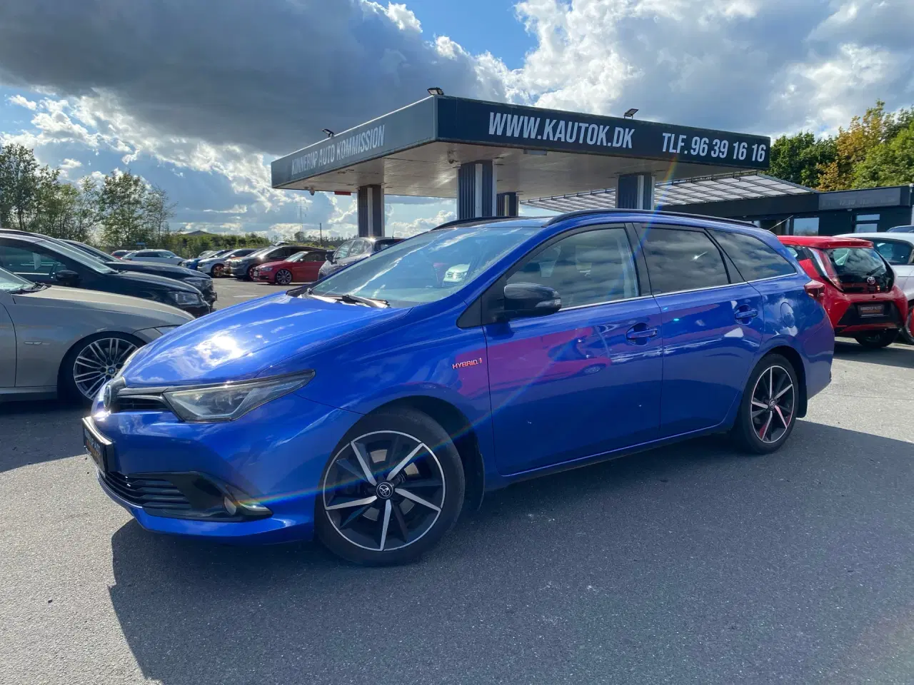 Billede 1 - Toyota Auris Touring Sports 1,8 Hybrid Selected Bi-tone 136HK Stc Aut.
