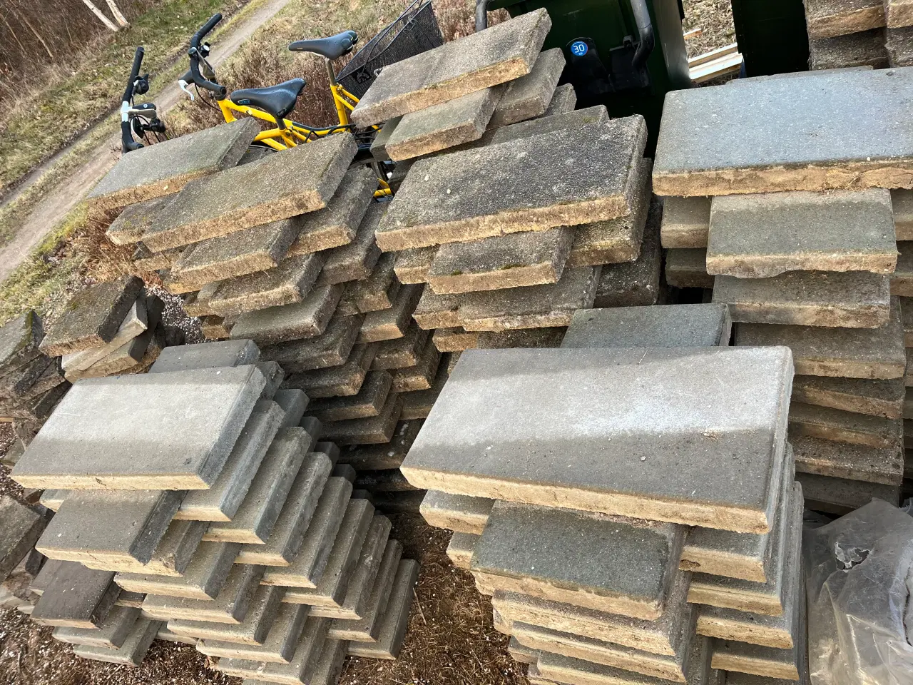 Billede 2 - Betonfliser kan afhentes