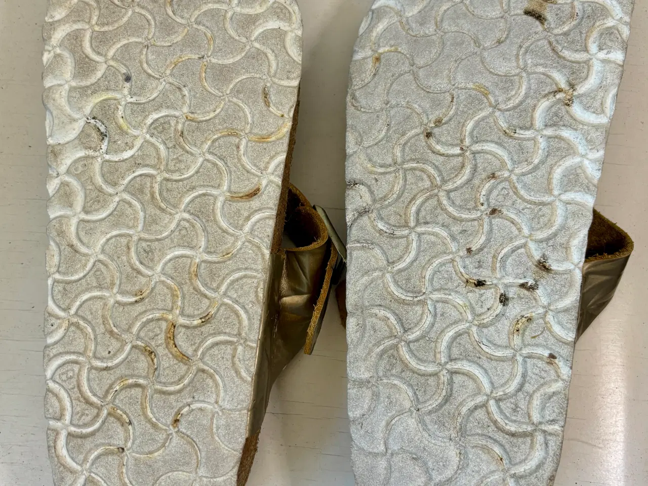 Billede 6 - Birkenstock, Gizeh guld, str 42