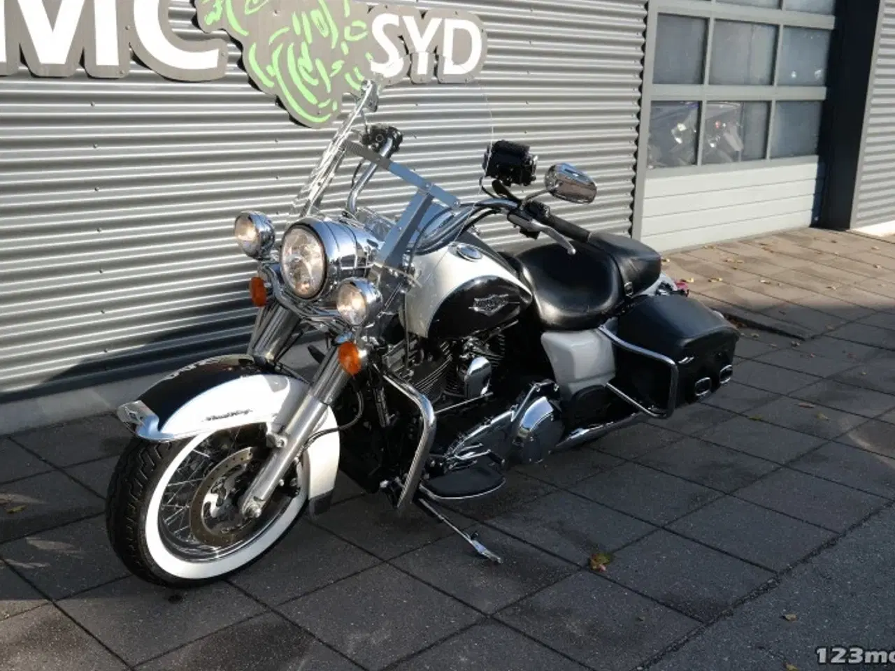 Billede 18 - Harley-Davidson FLHRC Road King Classic MC-SYD       BYTTER GERNE